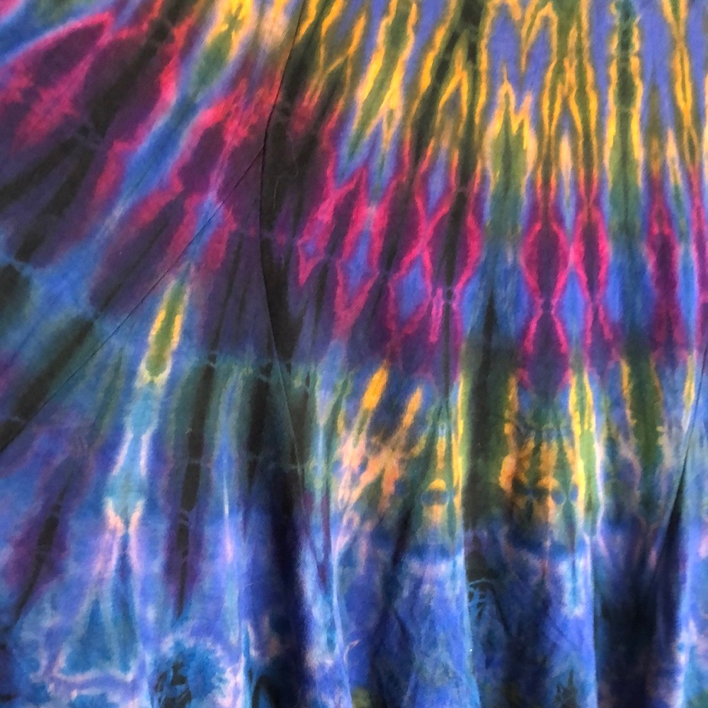Open-Front Multicolor Tie-Dye Cardigan Sweater in Blue and Purple - Picture 3 of 4
